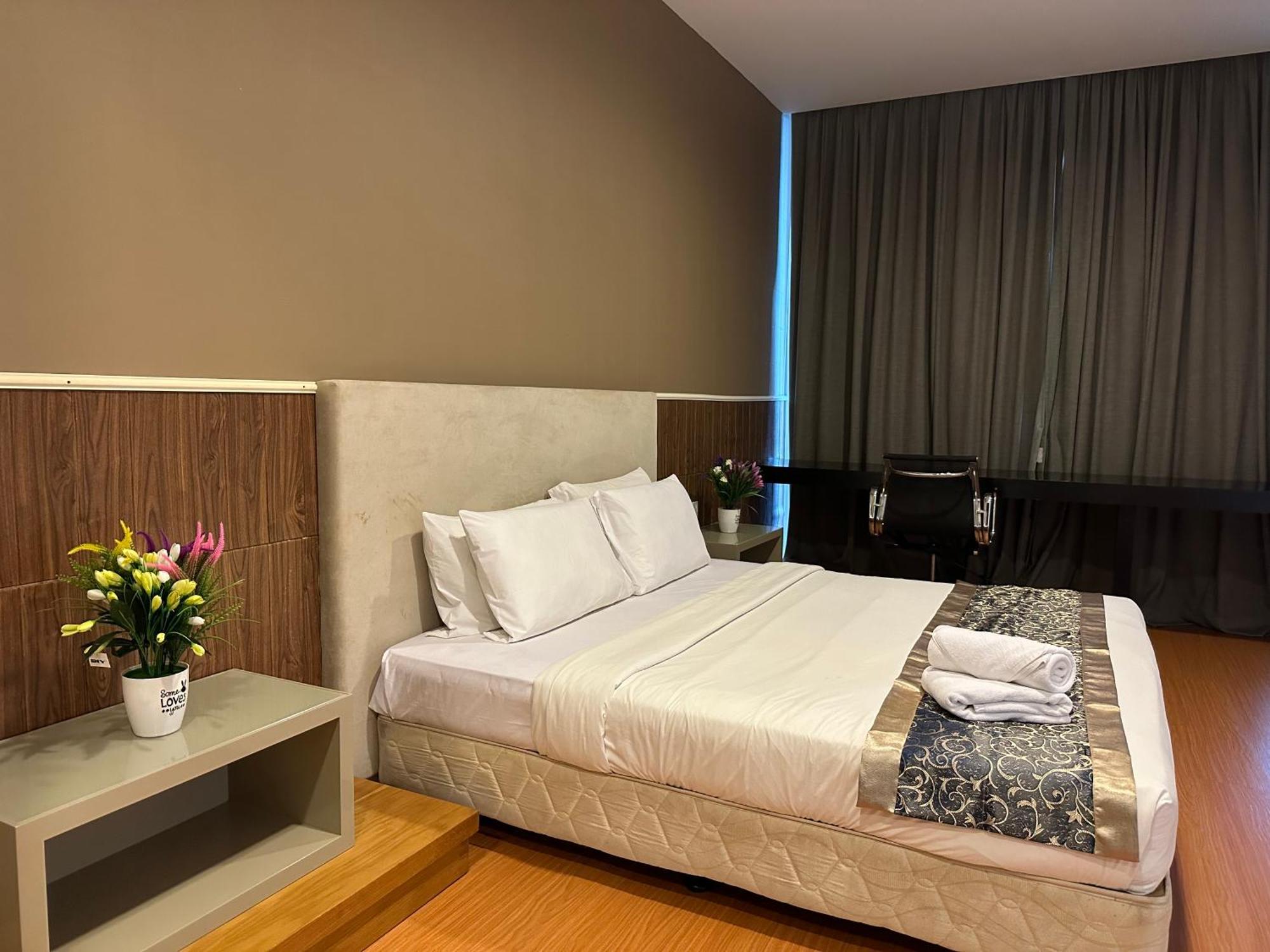 Platinum Suites By Blue Sky Куала Лумпур Екстериор снимка