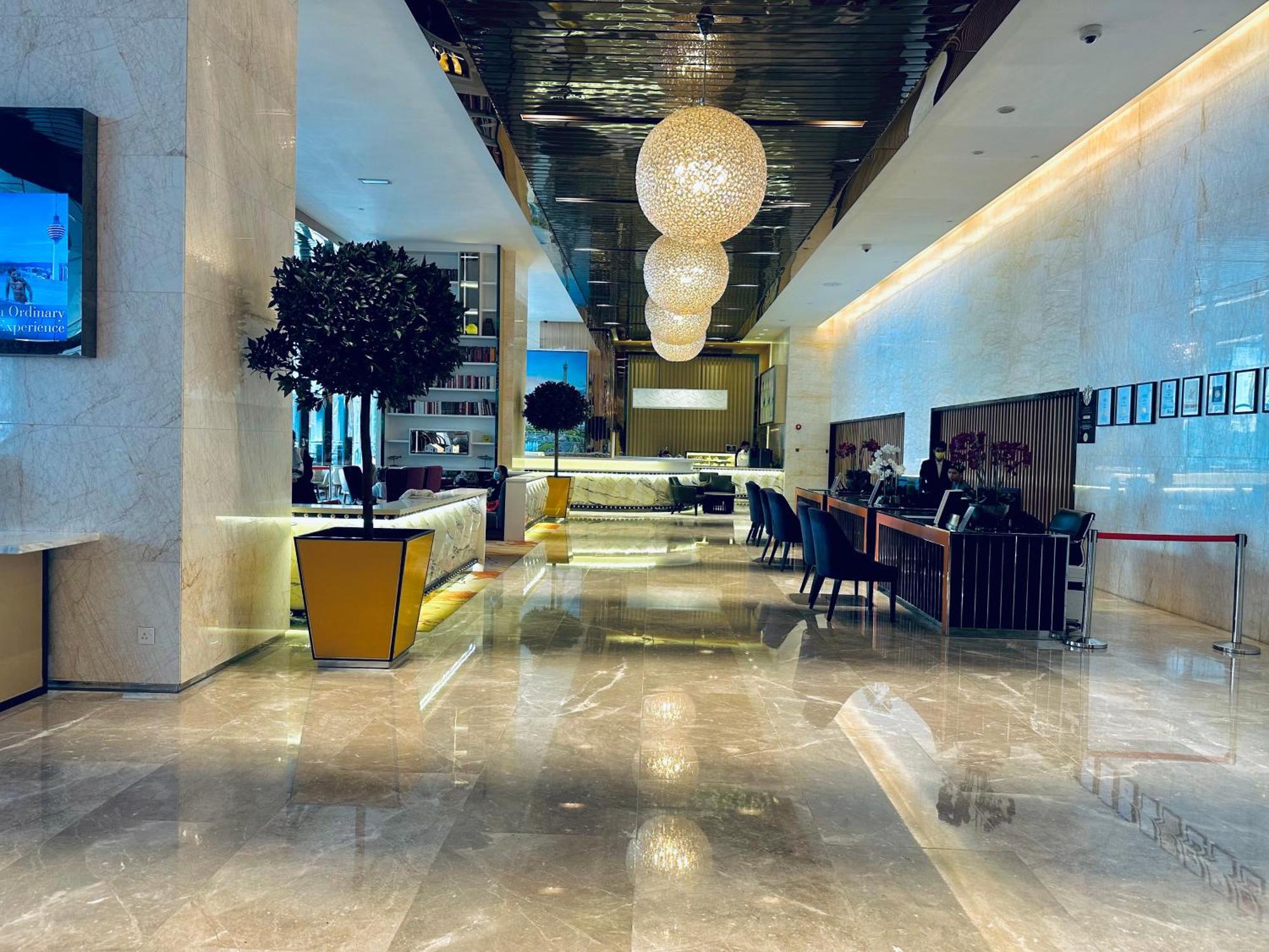 Platinum Suites By Blue Sky Куала Лумпур Екстериор снимка